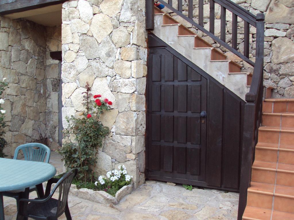 Artesano I Y III Guest House Navarredonda de Gredos Exterior photo